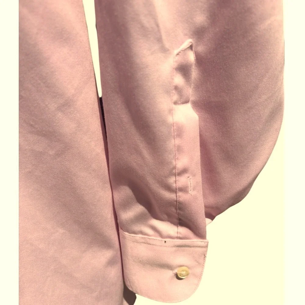 Dress Shirt Mens XL 17 34/35 Pink Sateen Wrinkle Free Long Sleeve GOOD CONDITION